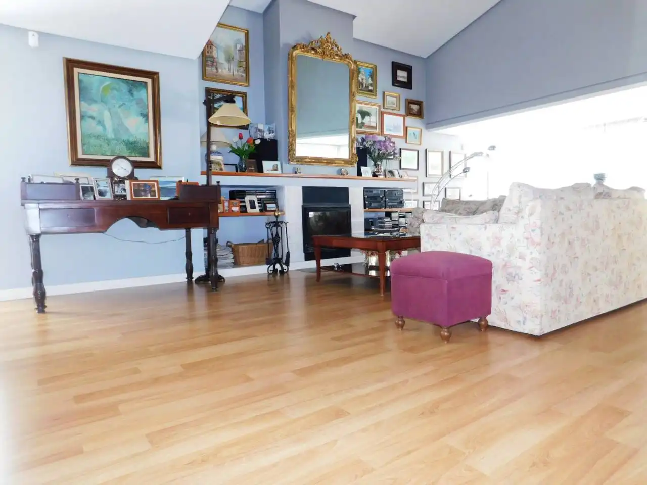 Sala d'estar de Casa o xalet en venda en Jerez de la Frontera amb Aire condicionat, Jardí privat i Terrassa