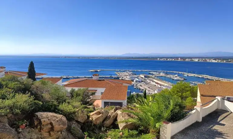 Apartment with garden for sale in Almadrava - Canyelles - Puig-Rom, imagen 4