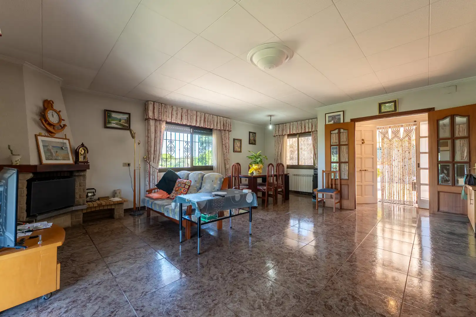 Sala d'estar de Casa o xalet en venda en Maçanet de la Selva amb Calefacció, Jardí privat i Terrassa