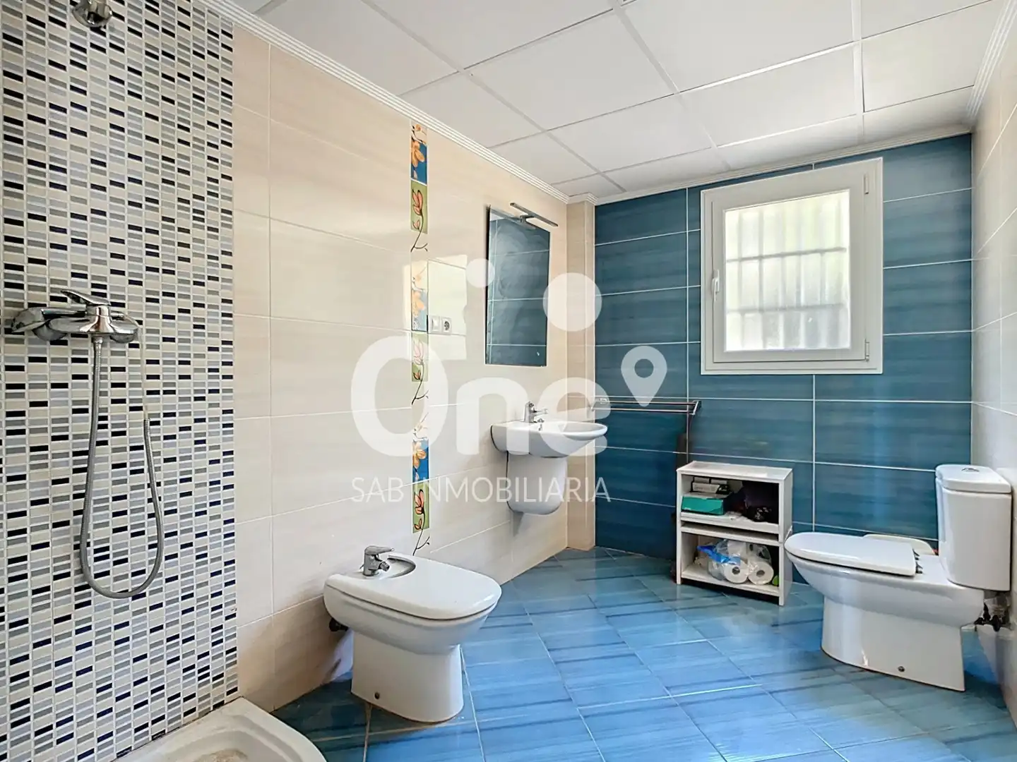 Baño de Casa o chalet en venta en L'Eliana con Aire acondicionado, Jardín privado y Terraza