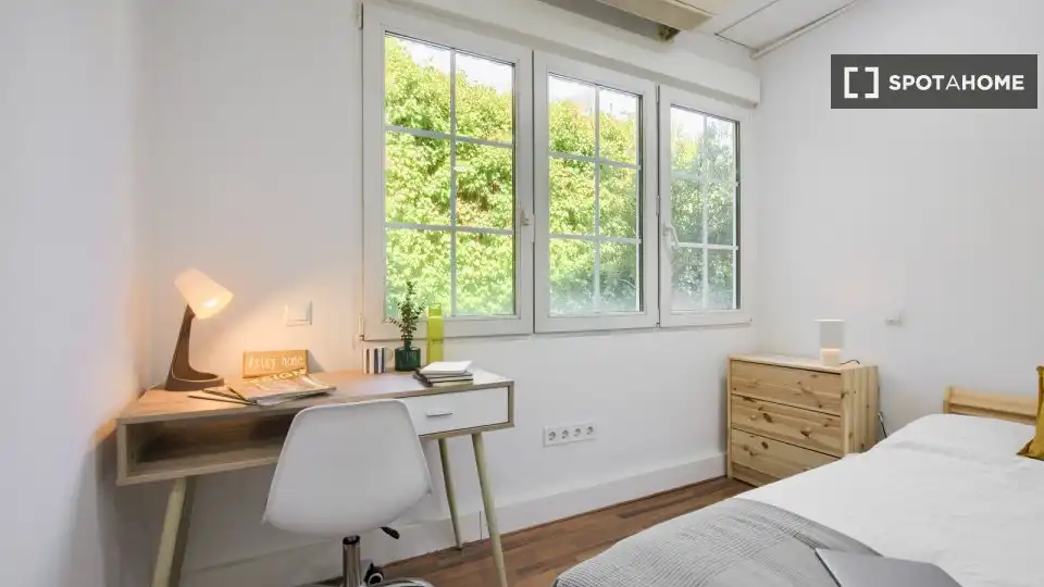 Room in Conde Orgaz - Piovera