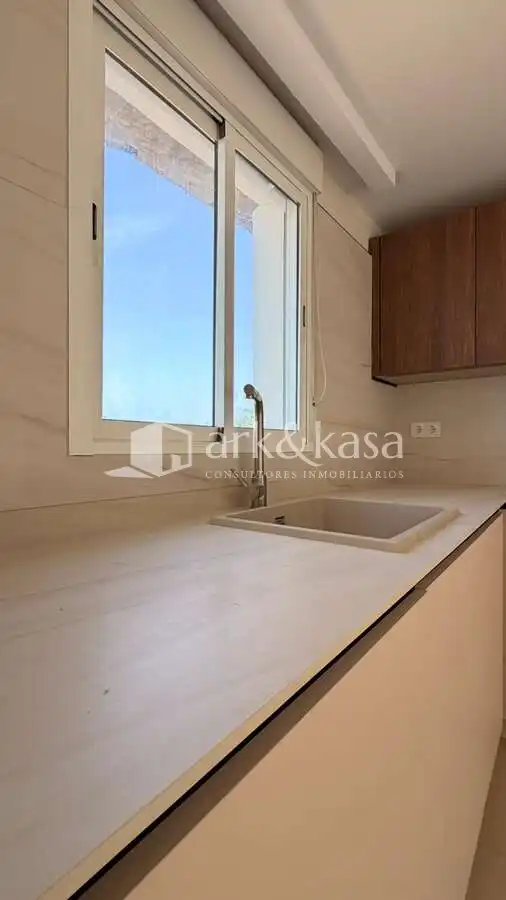 Cocina de Casa o chalet de alquiler en Sagunto / Sagunt con Aire acondicionado, Jardín privado y Terraza