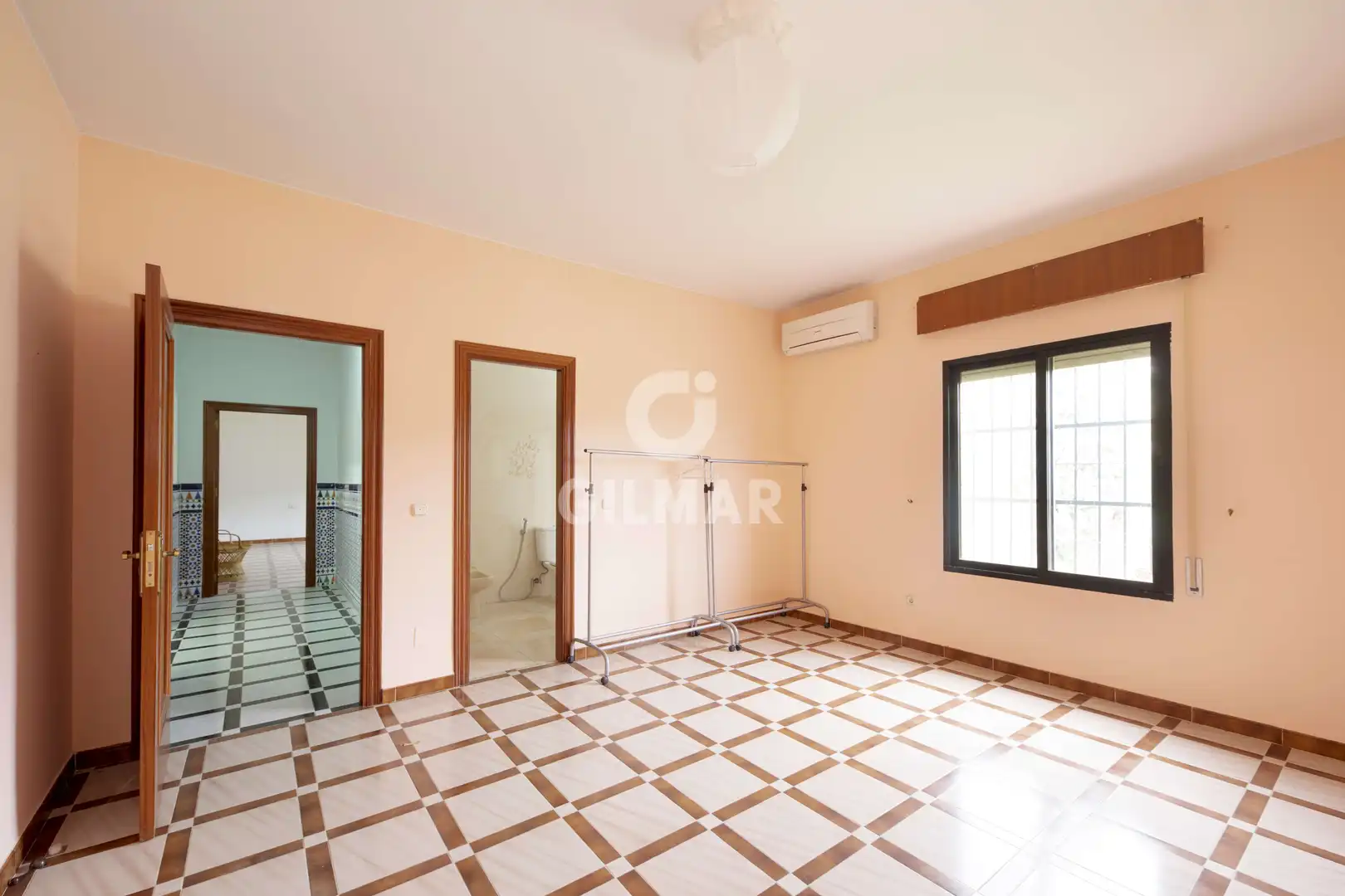 Habitación de Casa o chalet en venta en Benalmádena con Jardín privado y Piscina