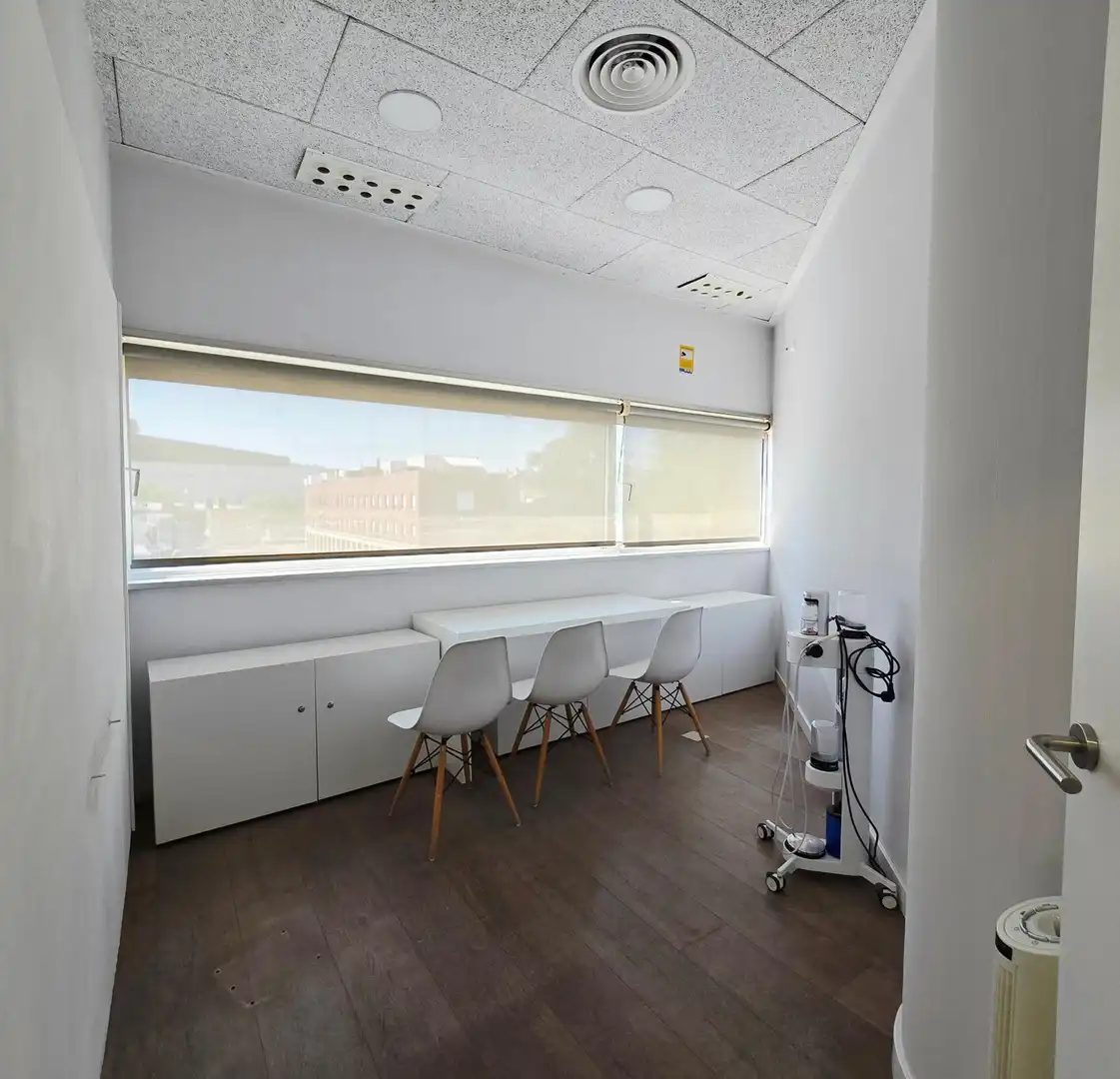 Local en venta en Sant Cugat del Vallès con Aire acondicionado