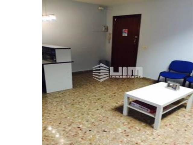 Dormitori de Oficina en venda en Sagunto / Sagunt amb Aire condicionat i Moblat