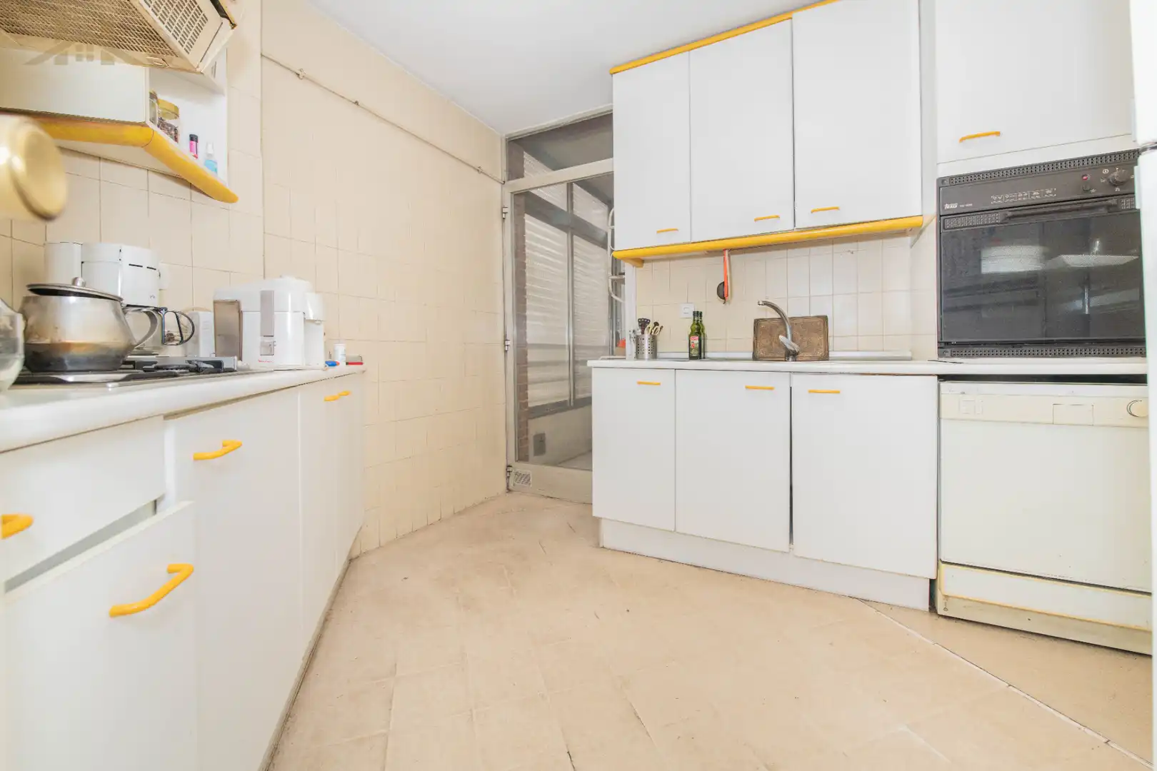 Cocina de Piso en venta en Madrid con Calefacción, Parquet y Terraza