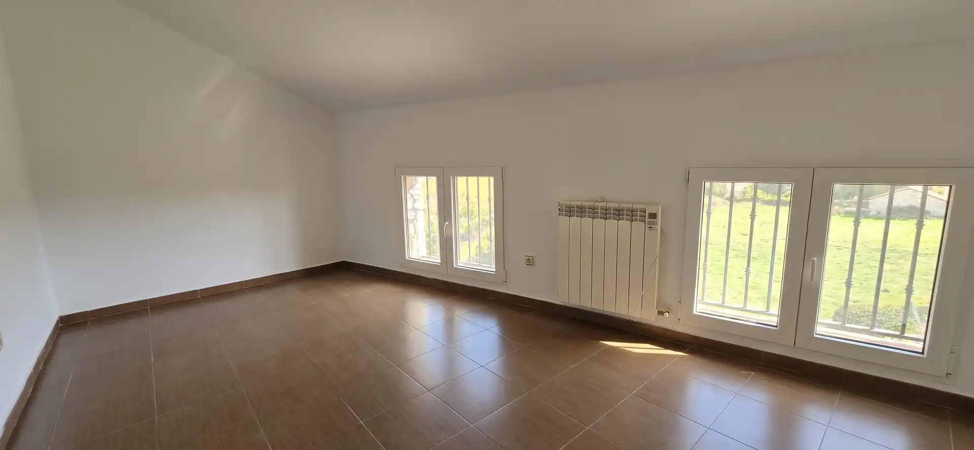 Sala de estar de Piso en venta en Lozoya, Madrid