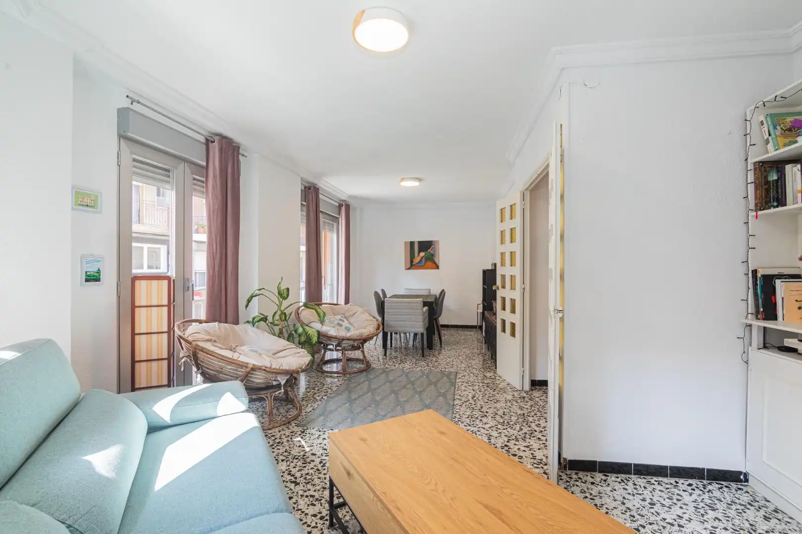 Vista exterior de Piso en venta en Elche / Elx con Balcón