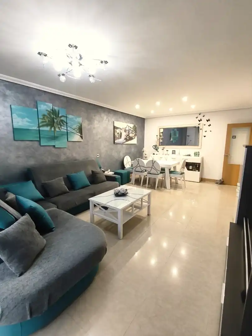 Living room of Flat for sale in Parla  with Air Conditioner, Heating and Terrace