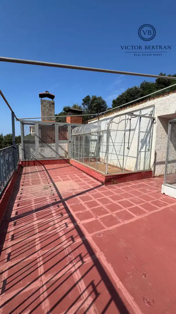 Terraza de Casa adosada en venta en Sant Cebrià de Vallalta con Aire acondicionado, Calefacción y Jardín privado