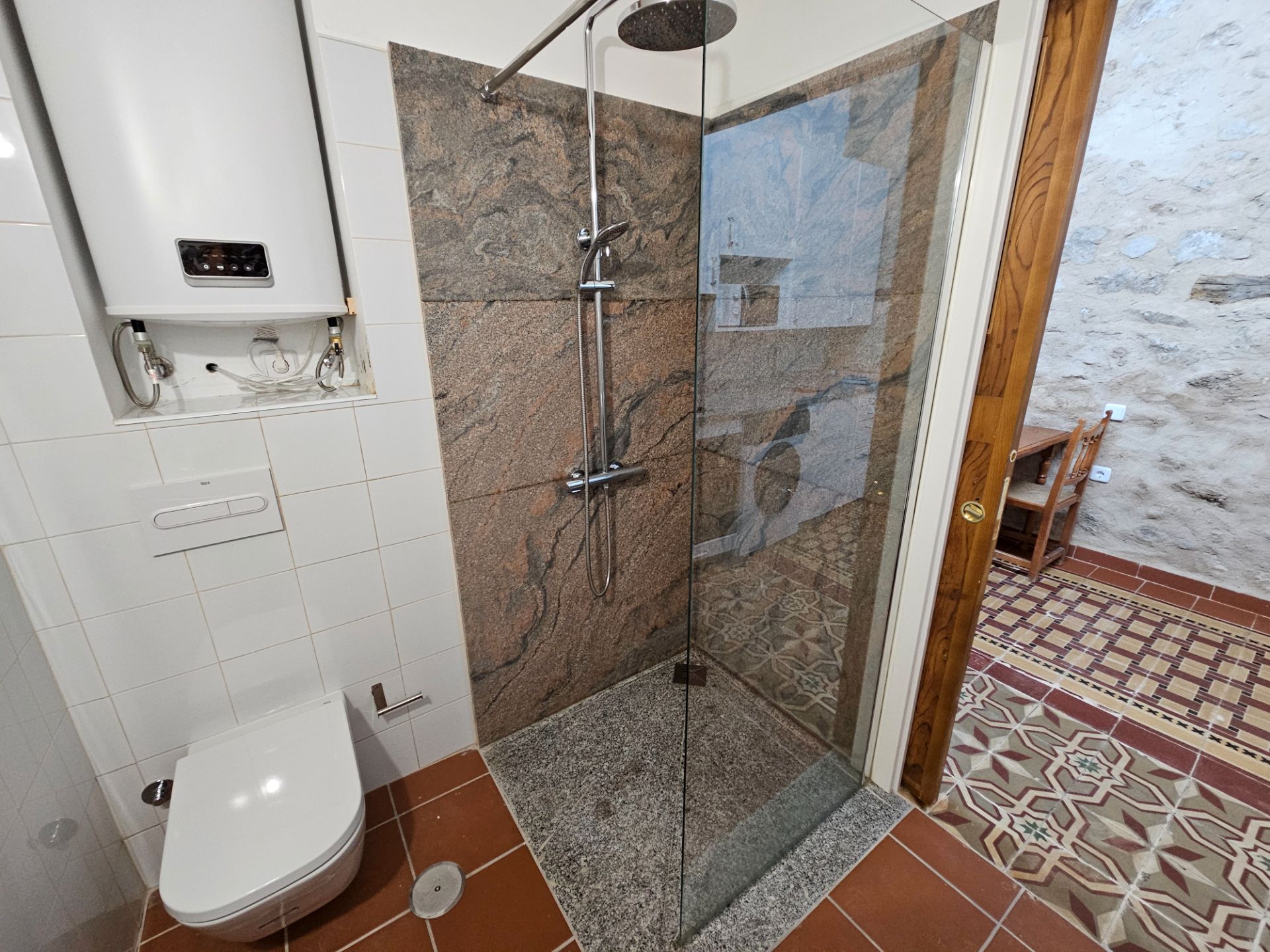 Bathroom of House or chalet to share in Cabanillas de la Sierra  with Air Conditioner, Heating and Furnished
