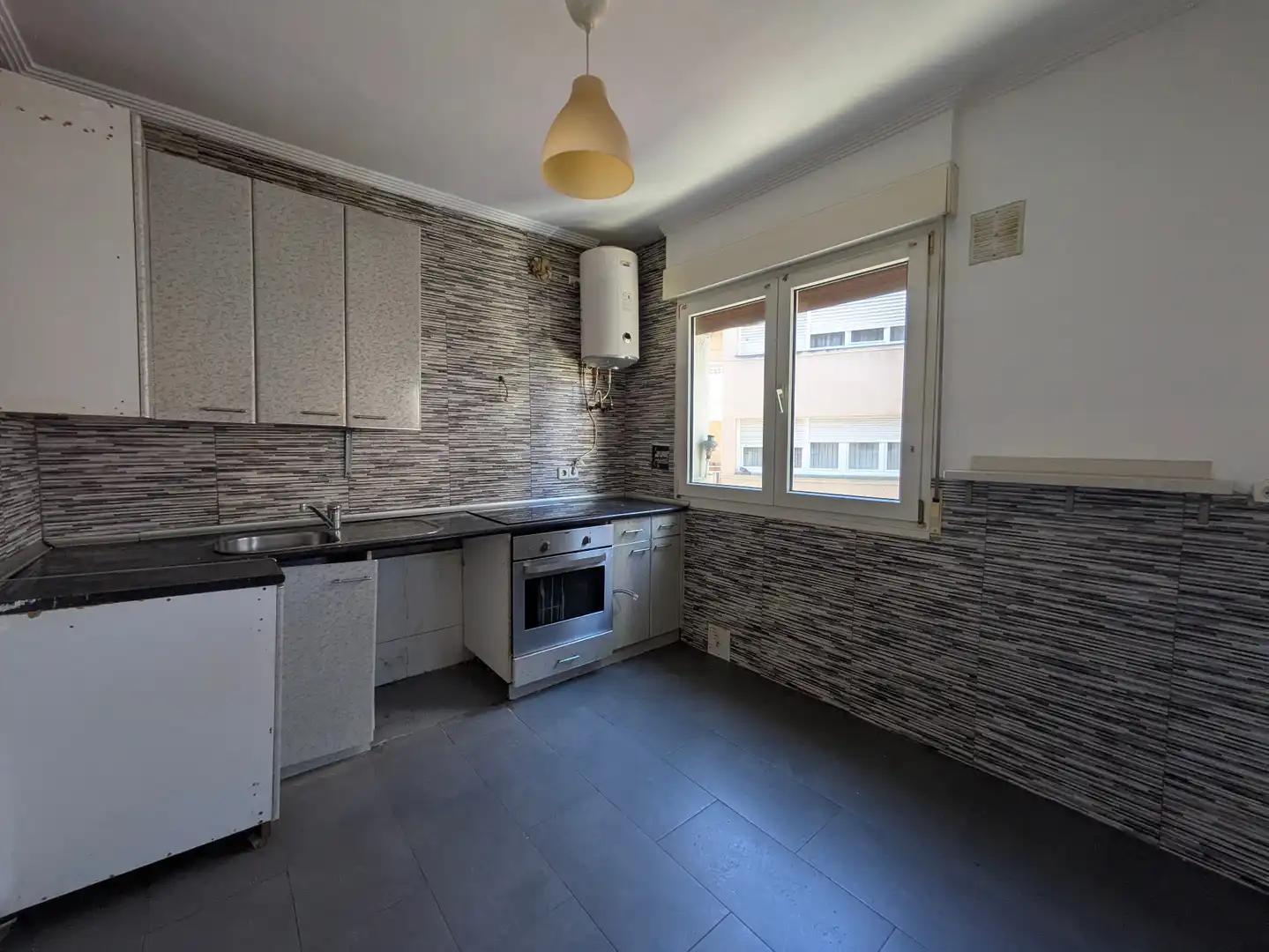 Wohnung mit Terrasse zum Verkauf in Torrezabal Kalea, imagen 3
