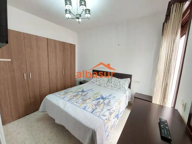 Habitación de Piso en venta en Fernán-Núñez con Amueblado