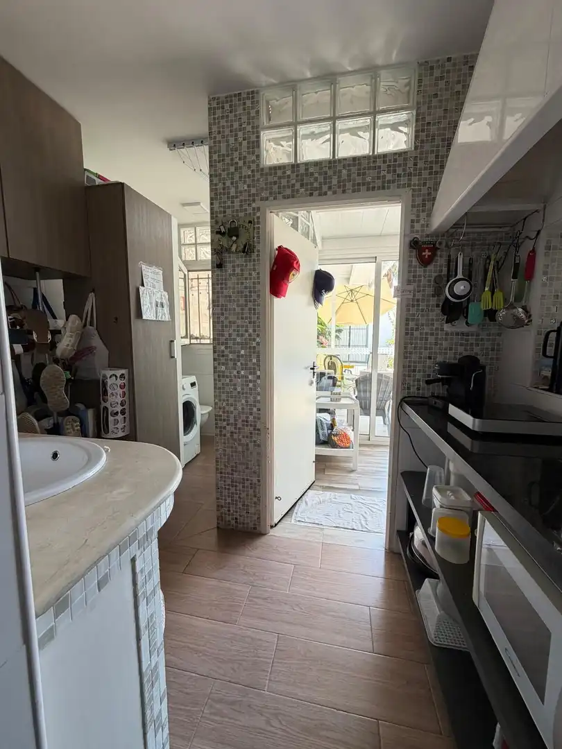Cocina de Casa o chalet en venta en Málaga con Aire acondicionado, Calefacción y Jardín privado