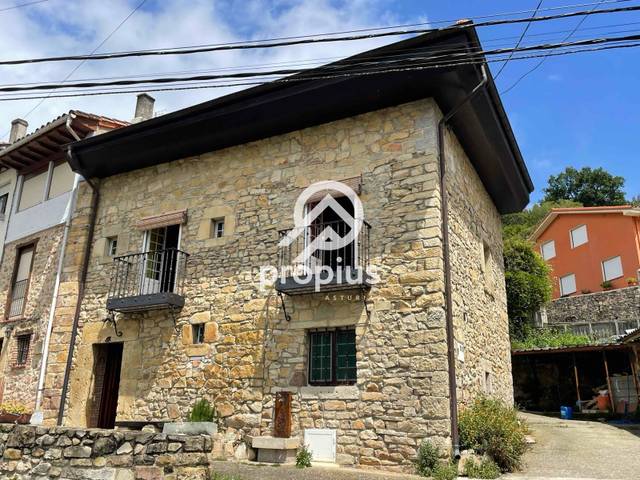 Casa adosada en Venta en Tresgrandas en Vidiago - Pendueles - Tresgrandas