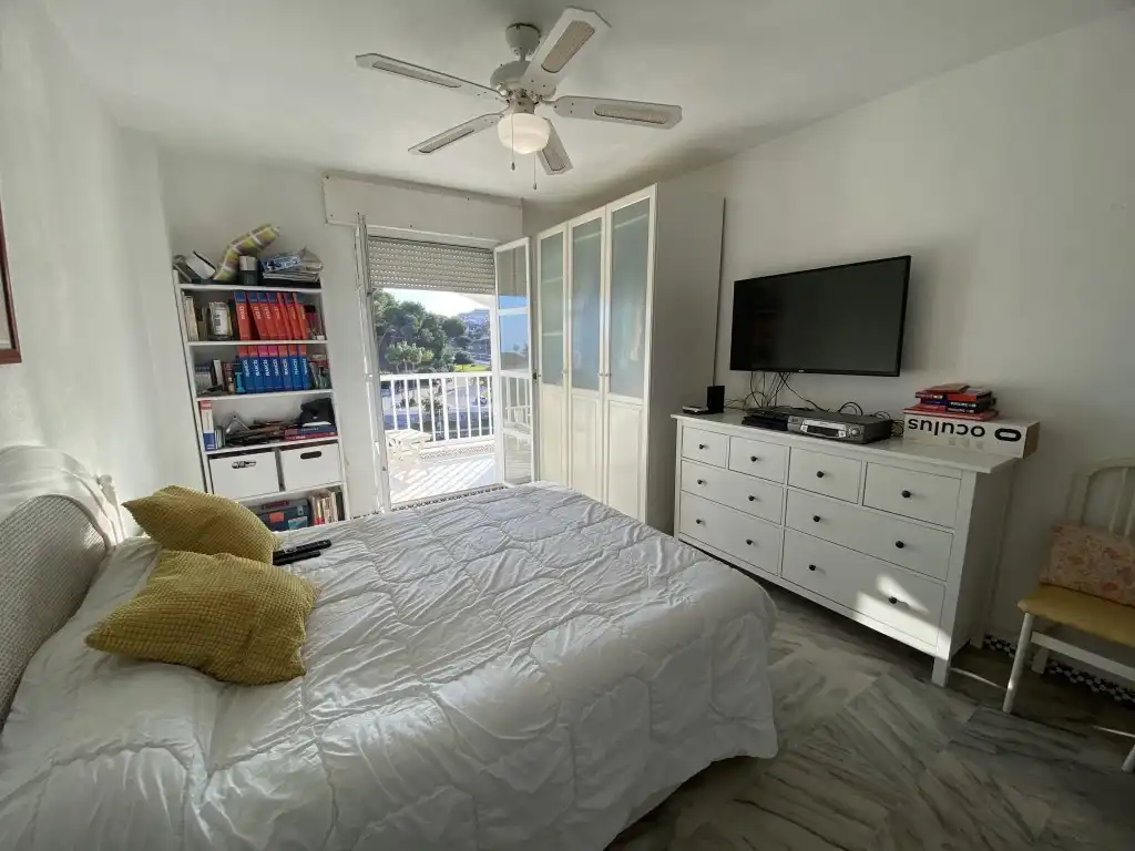 Apartamento con piscina en venta en Castillo Sohail - Myramar, imagen 20