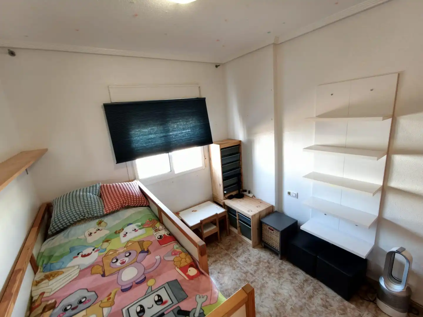 Schlafzimmer von Dachboden zum Verkauf in Orihuela mit Terrasse, Möbliert und Gemeinschaftspool