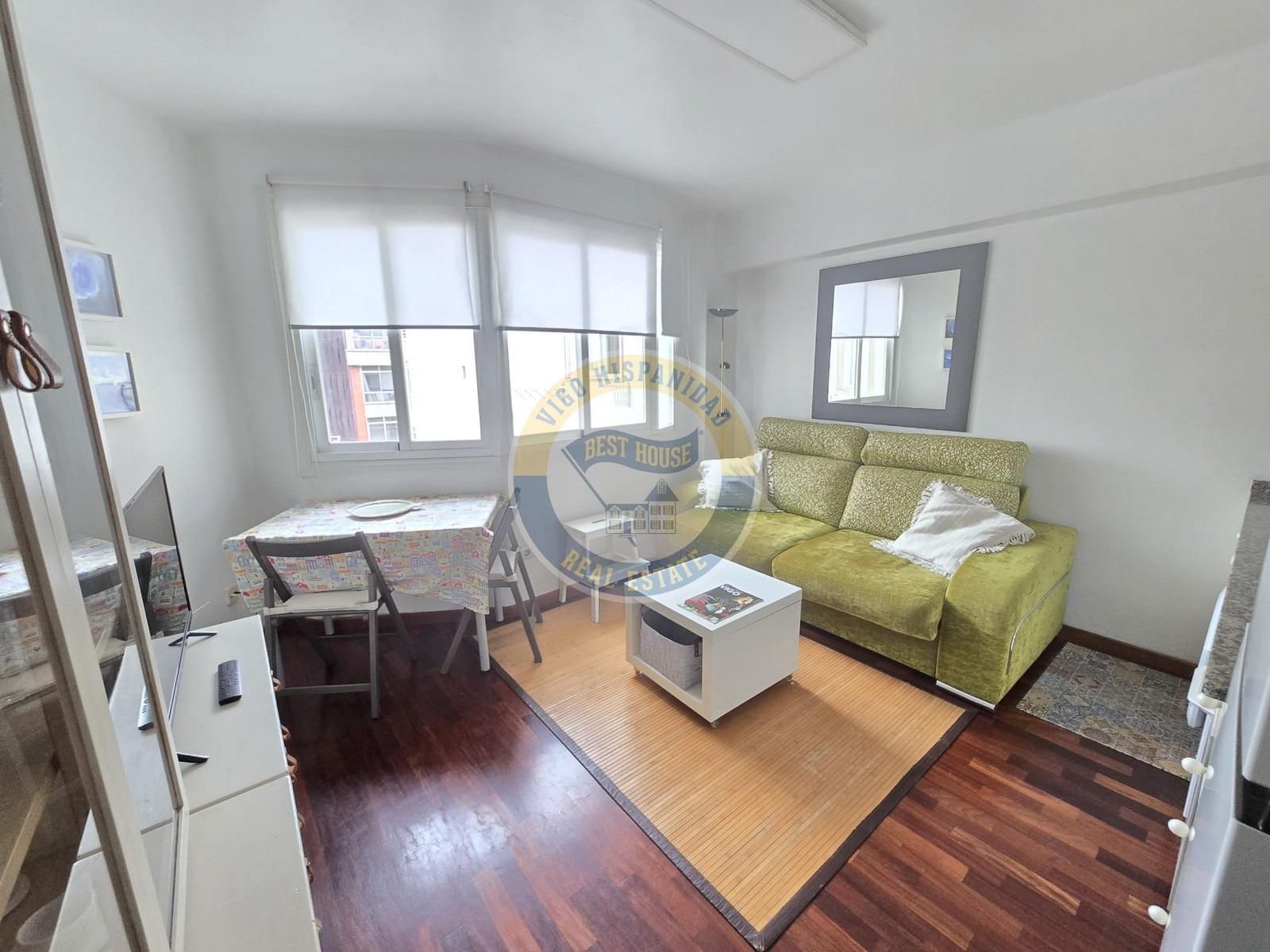 Apartment to rent in Calle Pi i Margall, Camelias - Pi y Margall