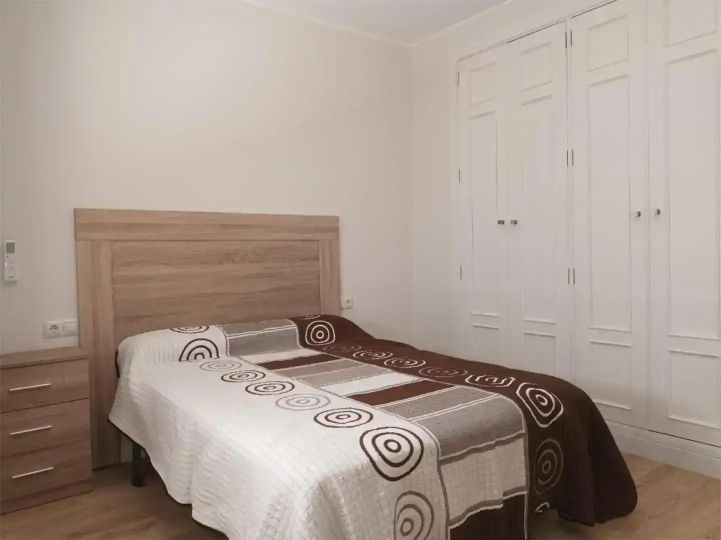 Bedroom of Flat for rent in Mérida  with Air Conditioner, Washing machine and Microwave