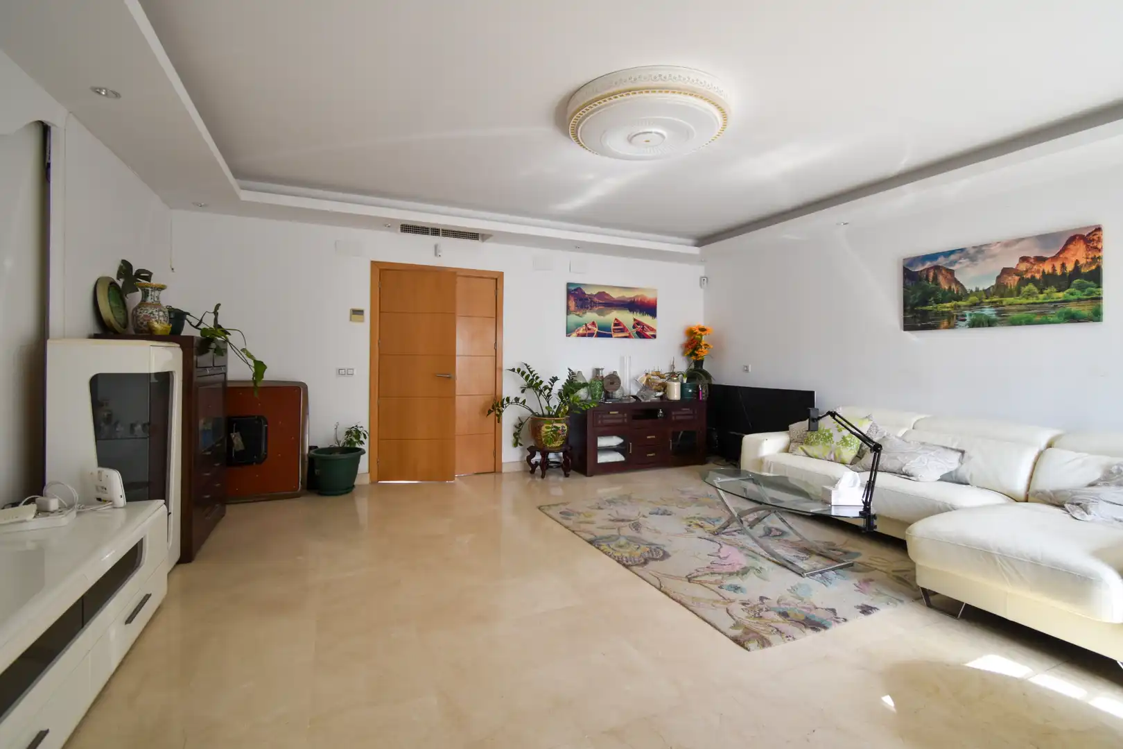 Sala d'estar de Casa adosada en venda en Sevilla amb Aire condicionat, Calefacció i Terrassa