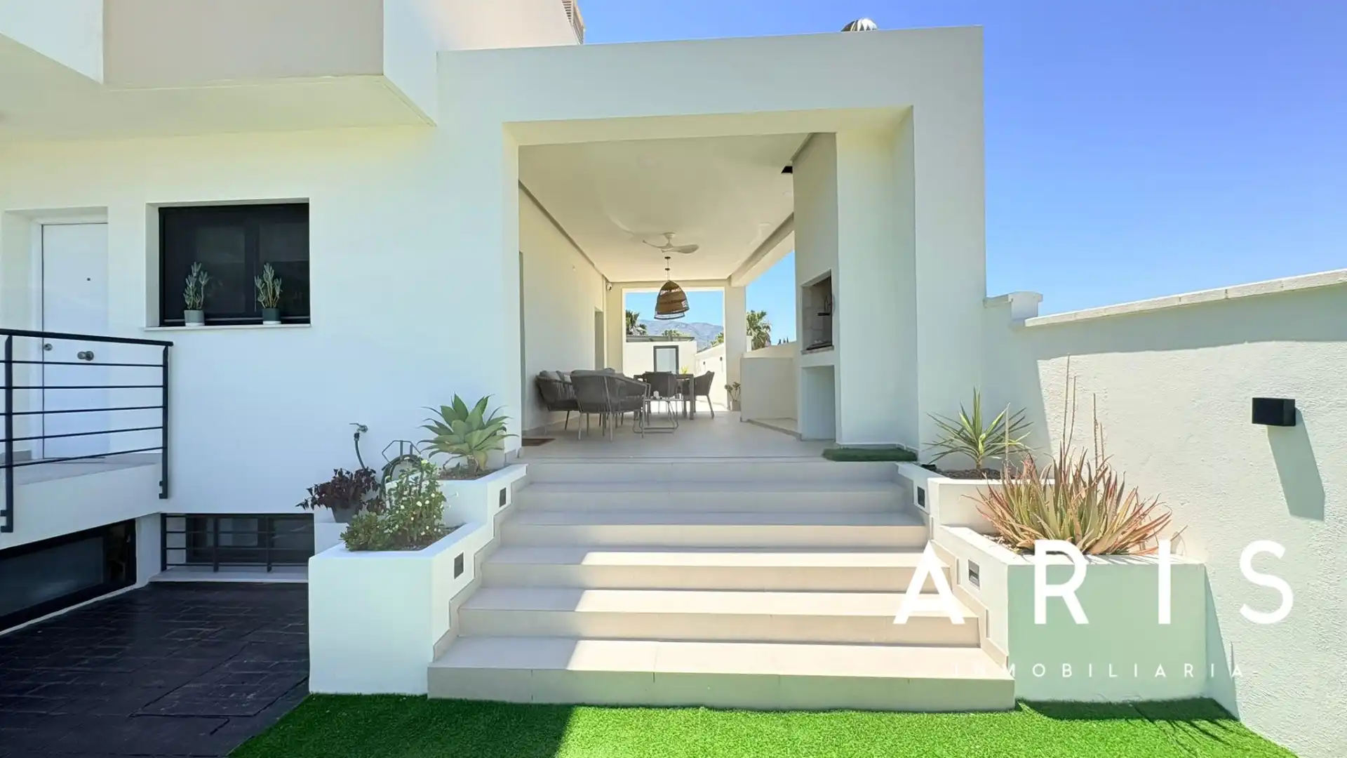 Terraza de Casa adosada en venta en Alhaurín de la Torre con Aire acondicionado, Jardín privado y Parquet
