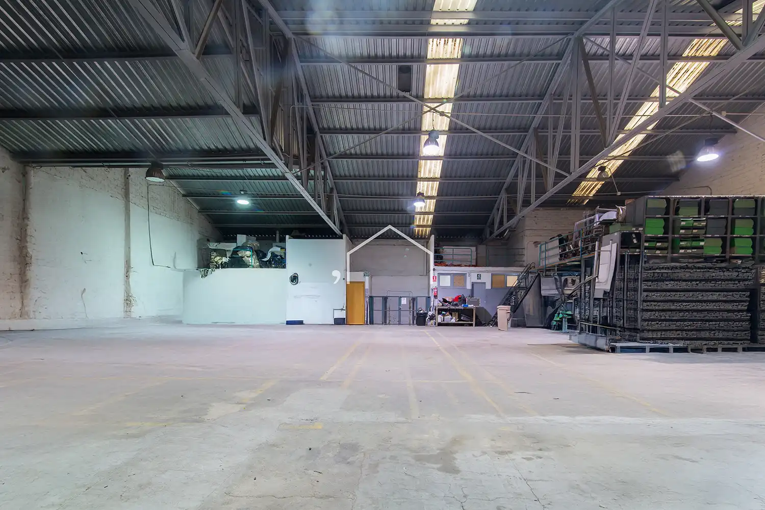 Industrial buildings for sale in Barcelona