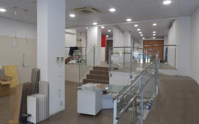 Premises to rent in  Valencia Capital  with Air Conditioner