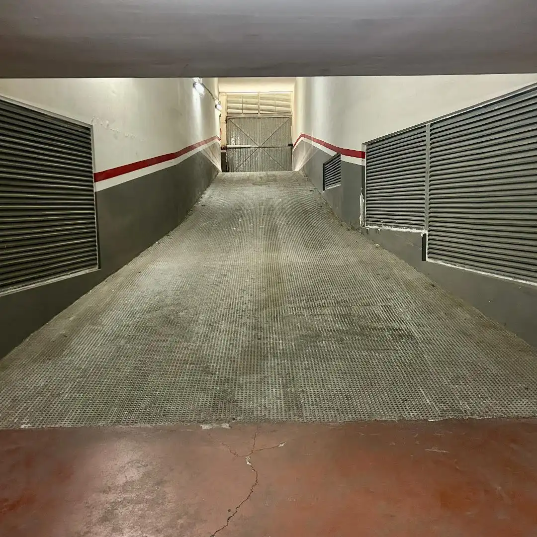 Garage for rent in Riba-roja de Túria