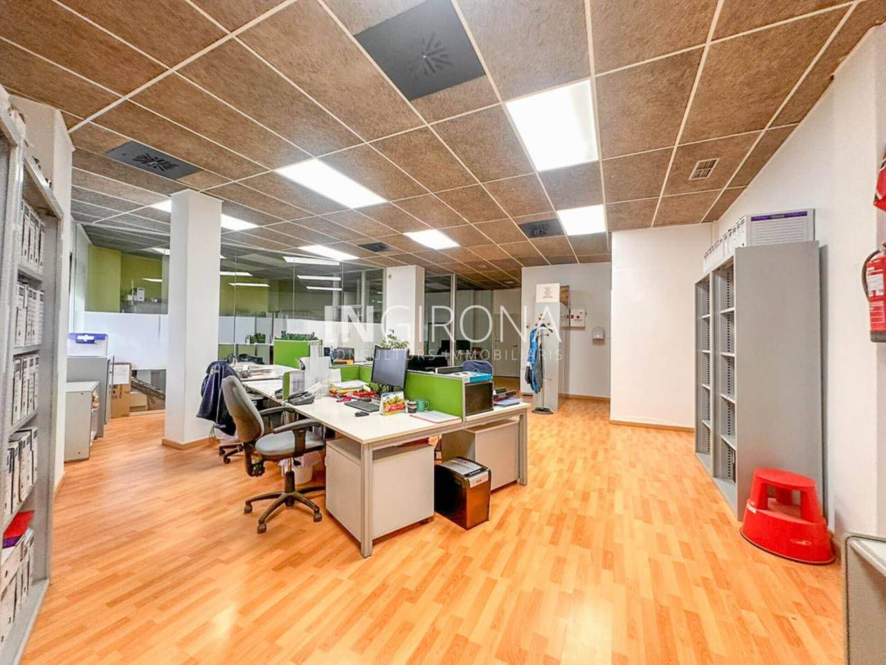 Premises for sale in Girona Capital  with Air Conditioner