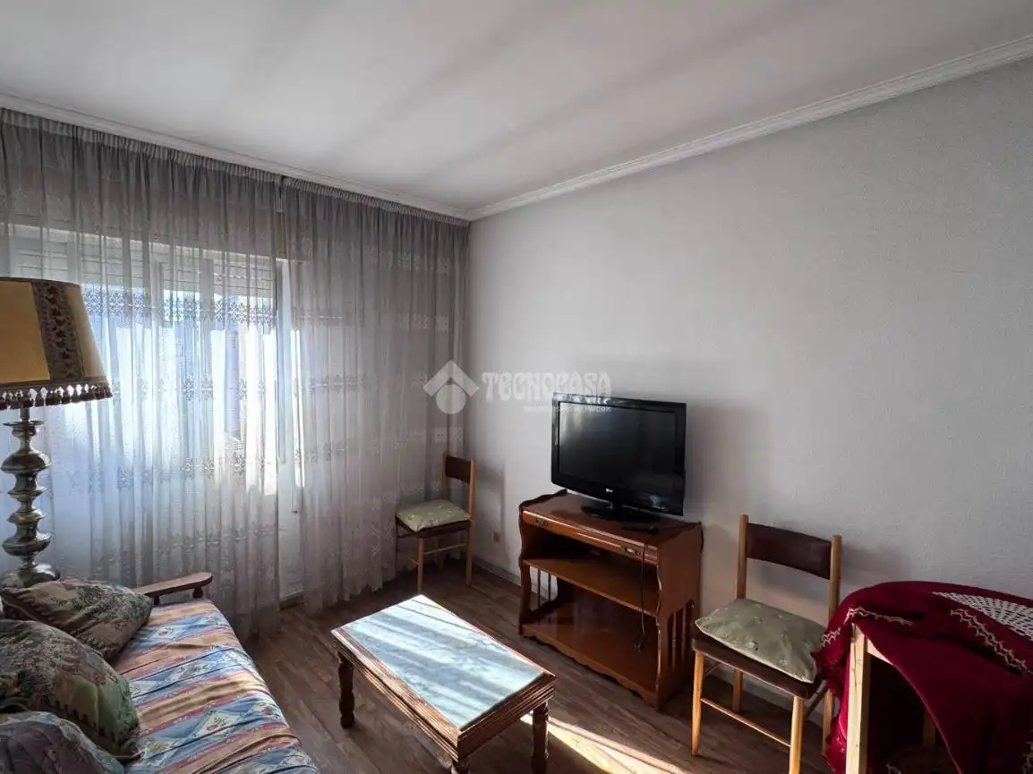 Sala de estar de Edificio en venta en León Capital 