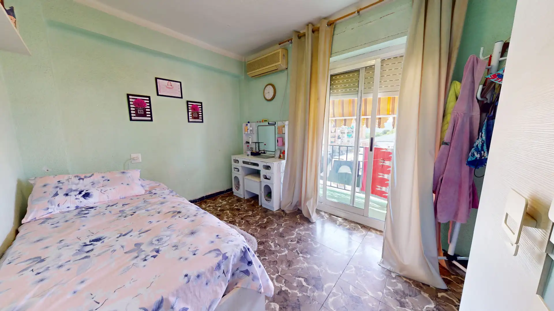 Bedroom of Flat for sale in Elda  with Air Conditioner, Furnished and Oven