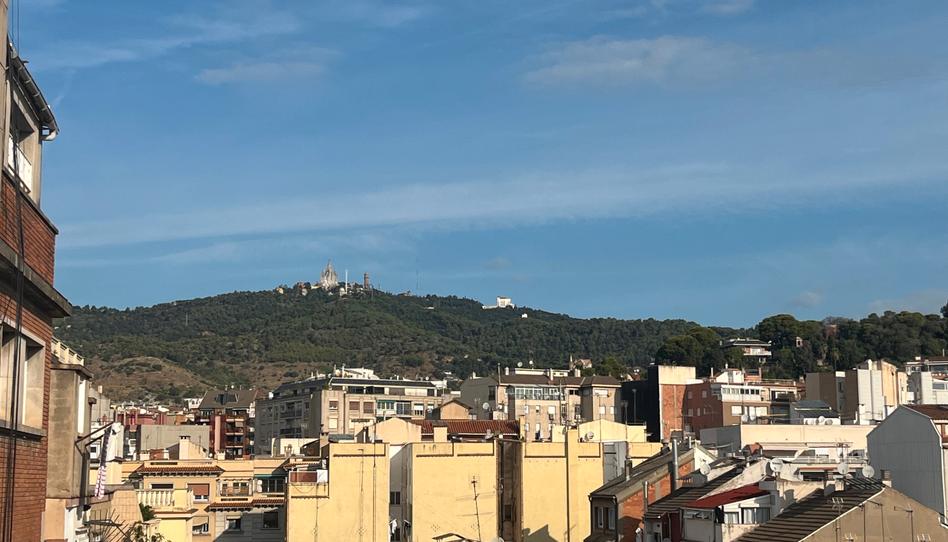 Foto 1 de Ático de alquiler en Carrer de Balmes, El Putget i el Farró, Barcelona