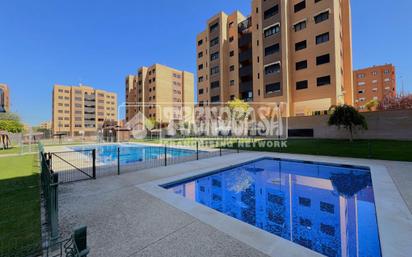 Swimming pool of Flat for sale in Cuenca Capital  with Air Conditioner and Parquet flooring