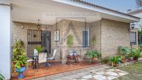 Jardí de Casa o xalet en venda en Guillena amb Aire condicionat i Piscina