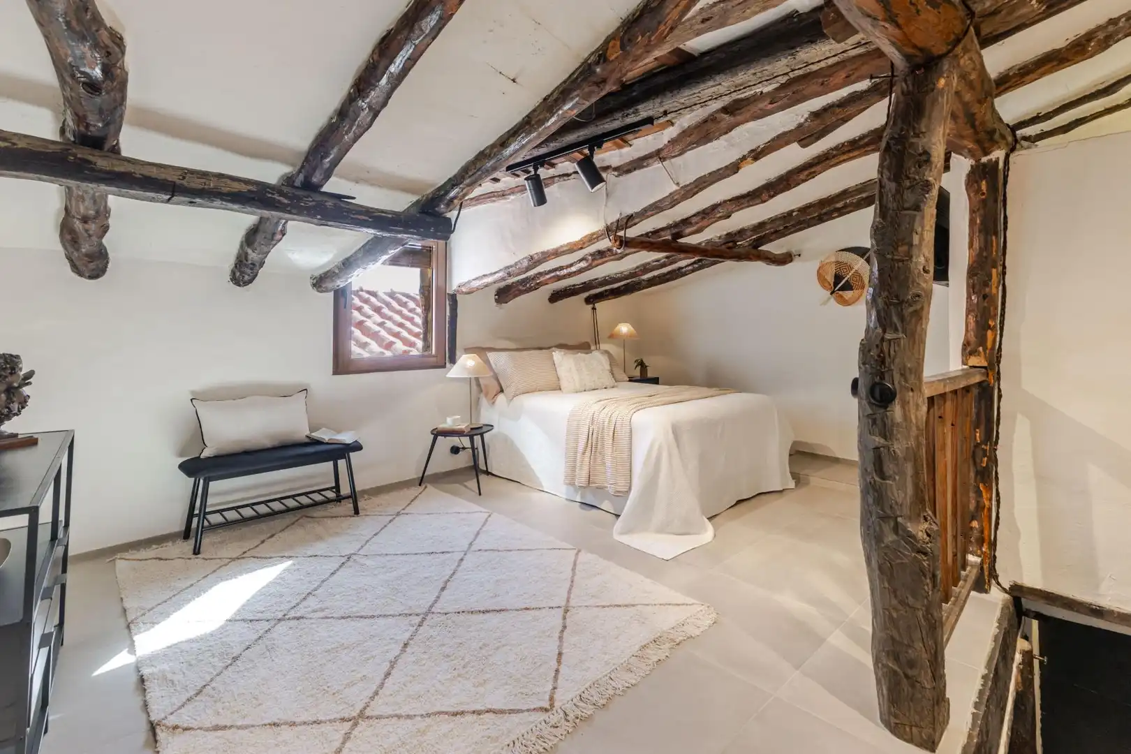 Habitación de Finca rústica en venta en Venta del Moro con Jardín privado, Terraza y Amueblado