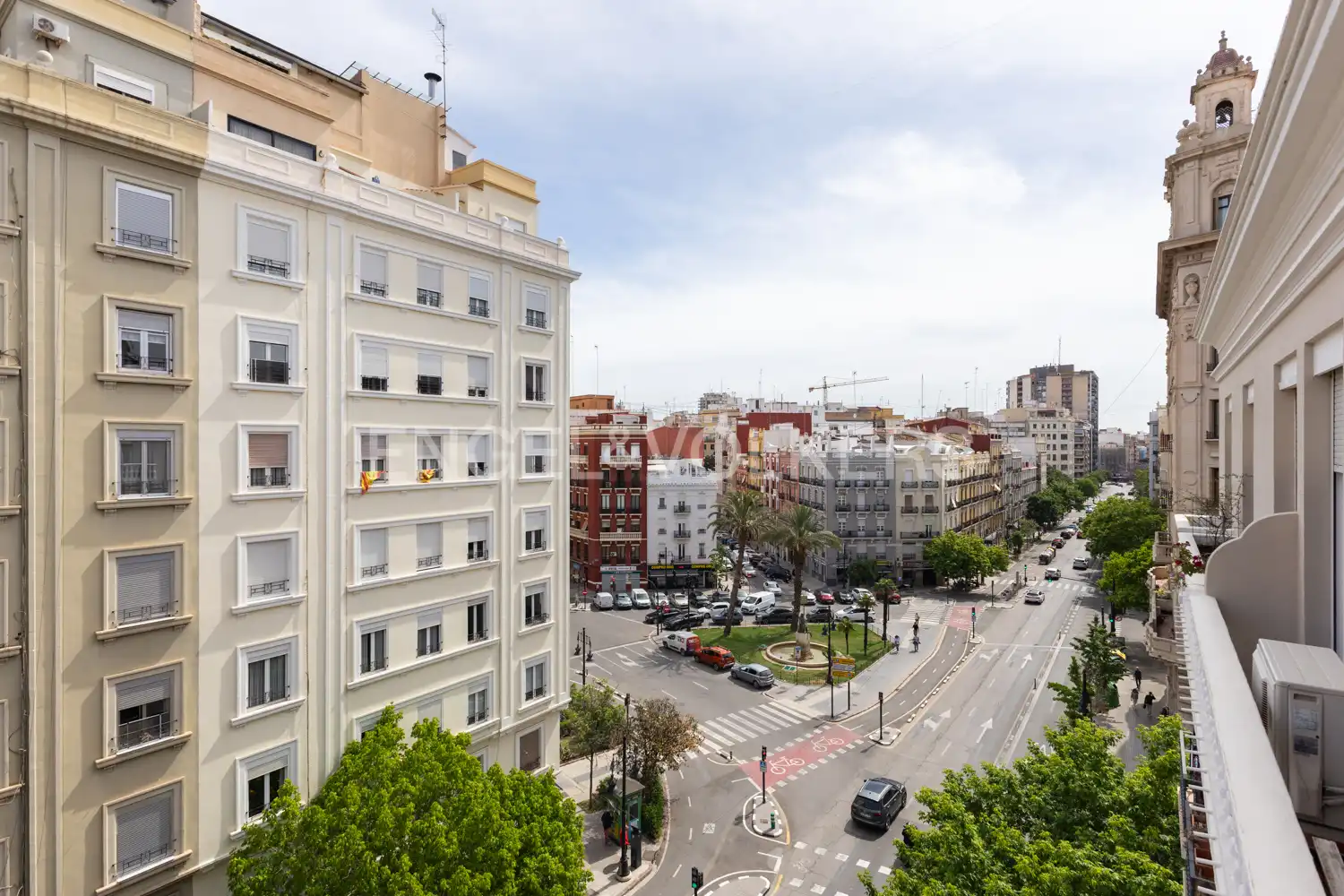 Vista exterior de Piso en venta en Valencia con Aire acondicionado, Calefacción y Parquet