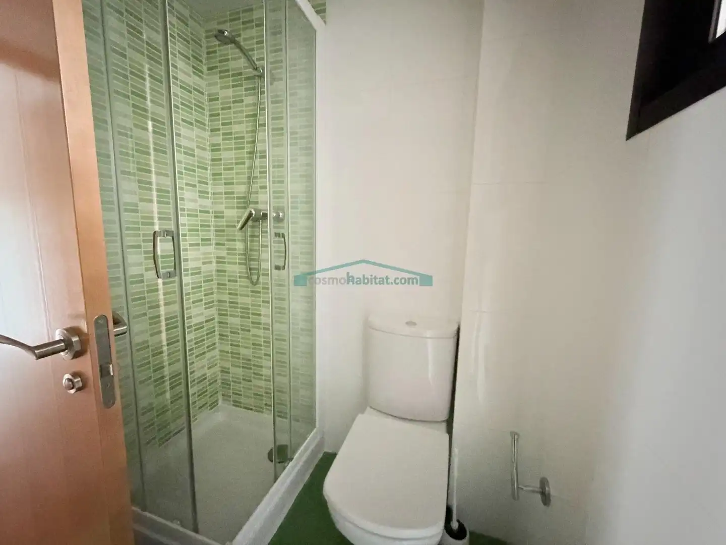 Baño de Piso en venta en L'Eliana con Calefacción y Balcón
