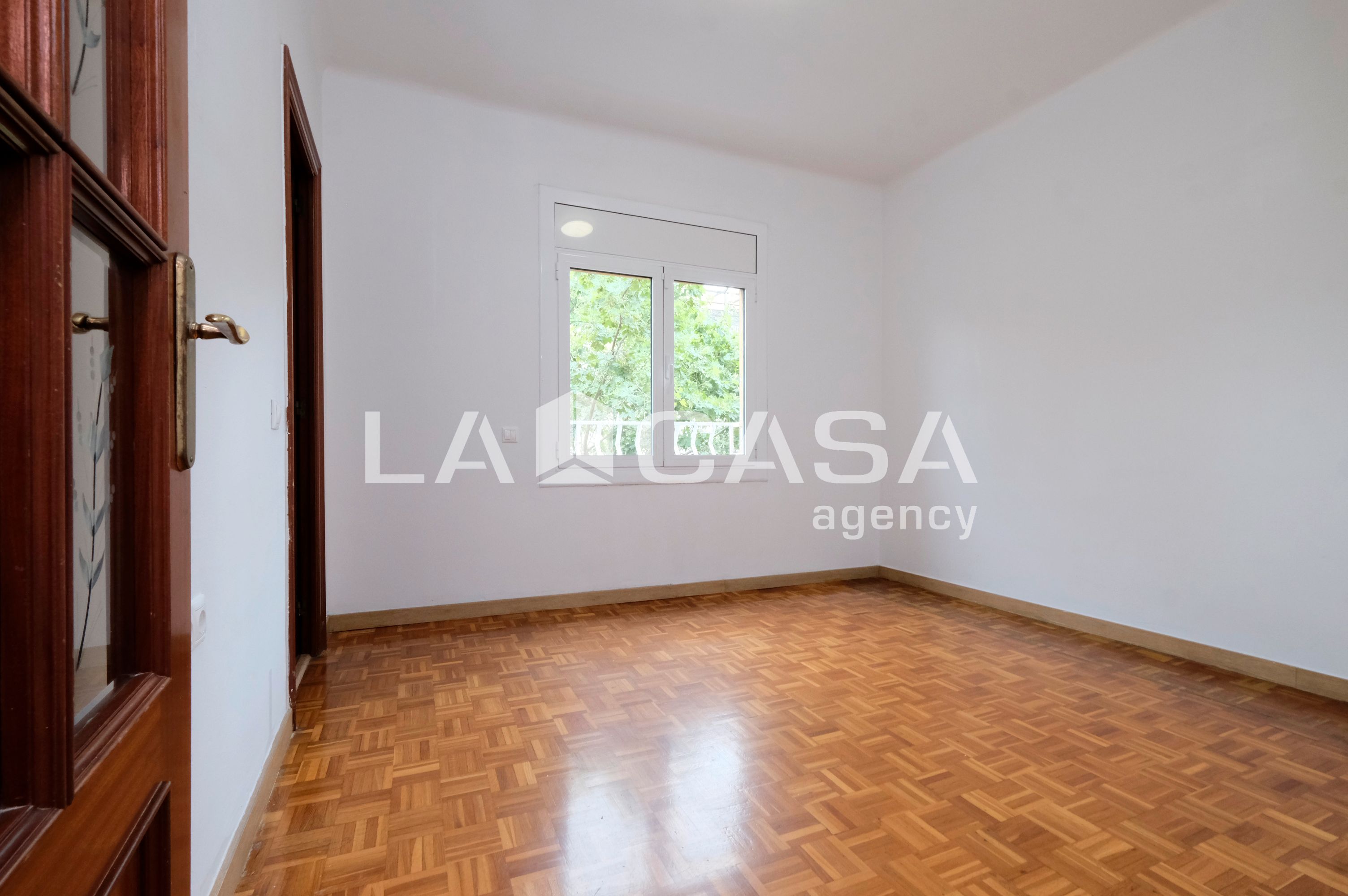 Flat for sale in  Barcelona Capital