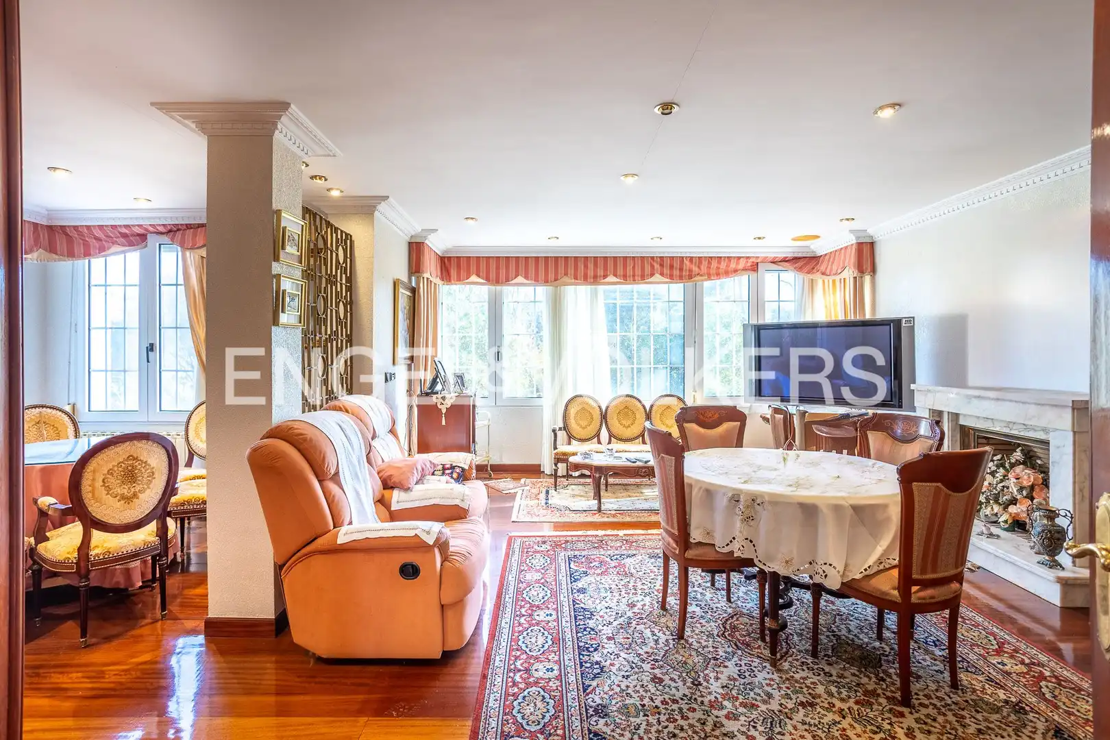 Living room of Houses for sale in Marina de Cudeyo  with Heating, Private garden and Terrace