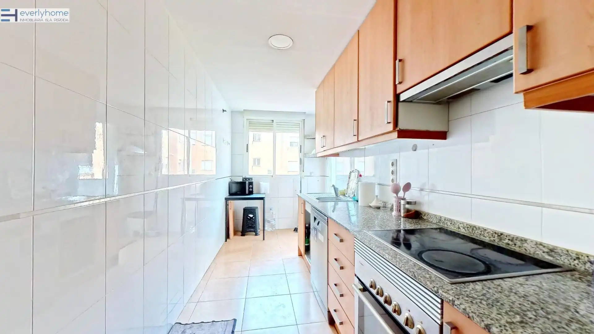 Küche von Wohnung zum Verkauf in Castellón de la Plana / Castelló de la Plana mit Parkett und Abstellraum