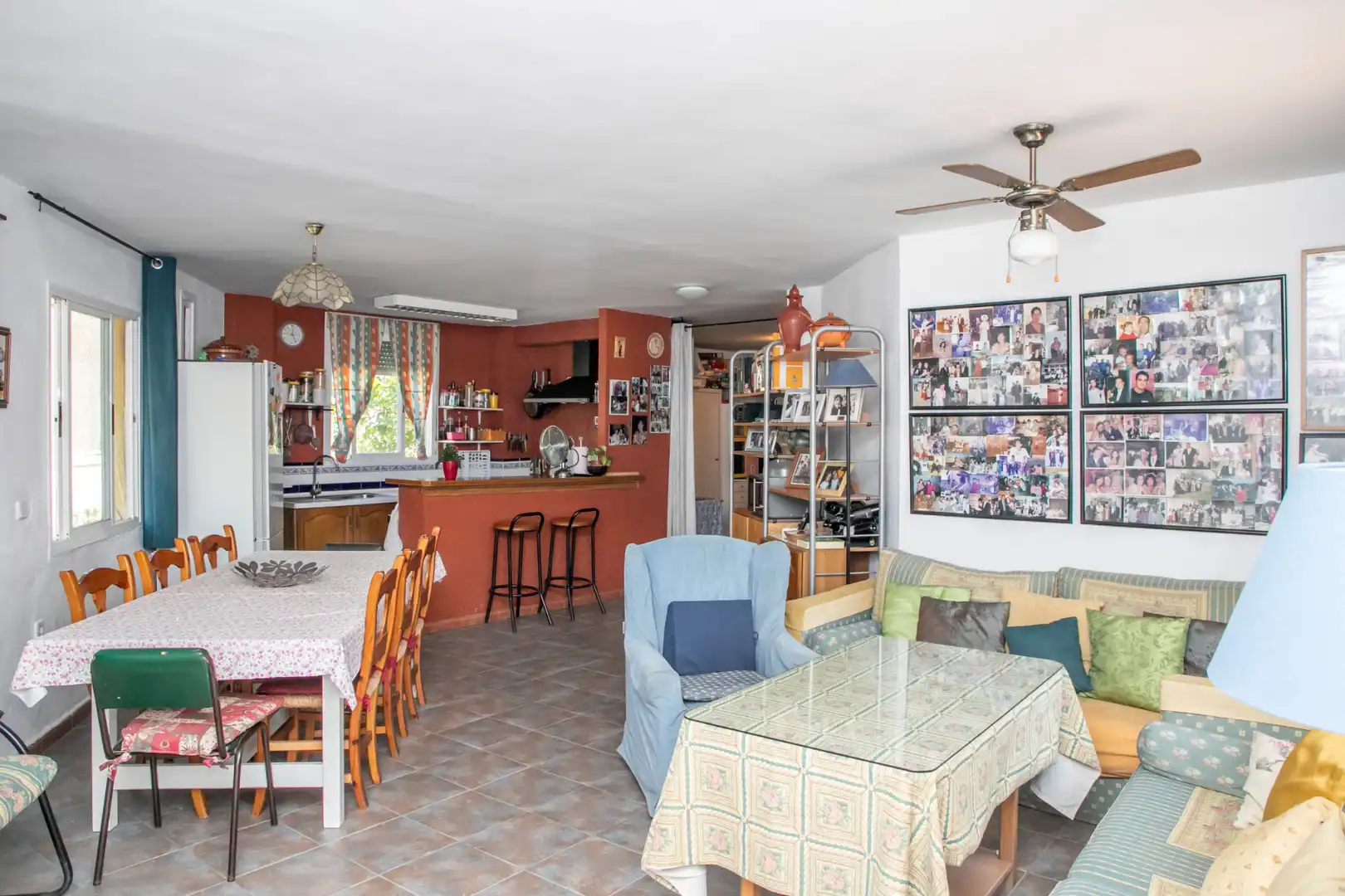 Comedor de Casa o chalet en venta en Castilleja de la Cuesta con Aire acondicionado, Calefacción y Jardín privado