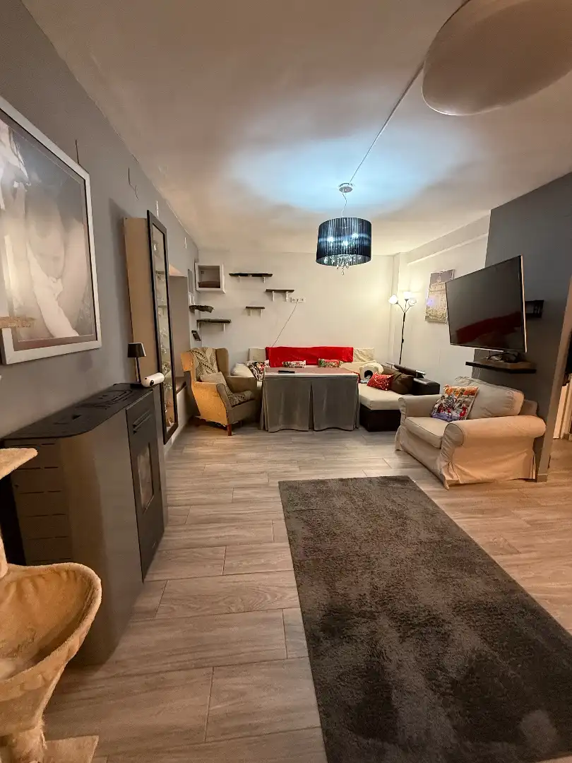 Sala de estar de Piso en venta en Alcalá la Real con Calefacción, Trastero y Amueblado