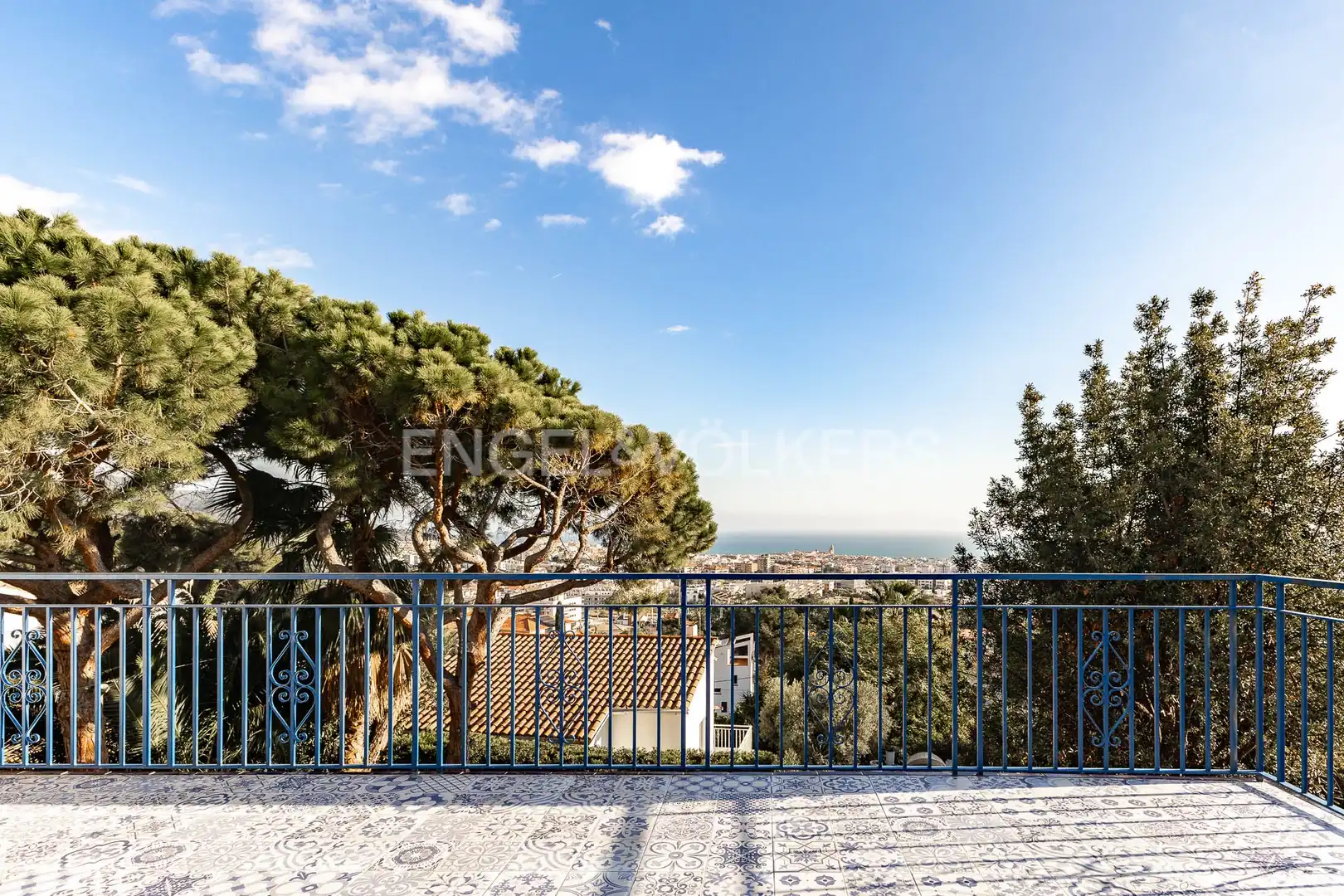 Vista exterior de Casa o chalet de alquiler en Sitges con Aire acondicionado, Calefacción y Jardín privado