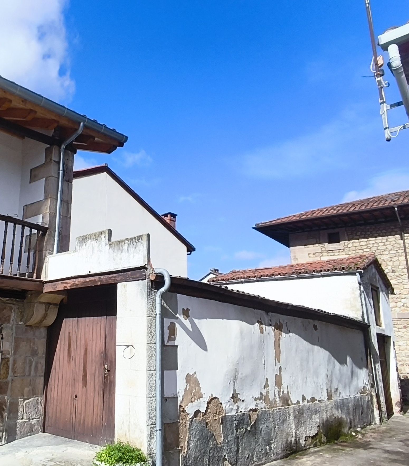 Vista exterior de Residencial en venda en Cabezón de la Sal