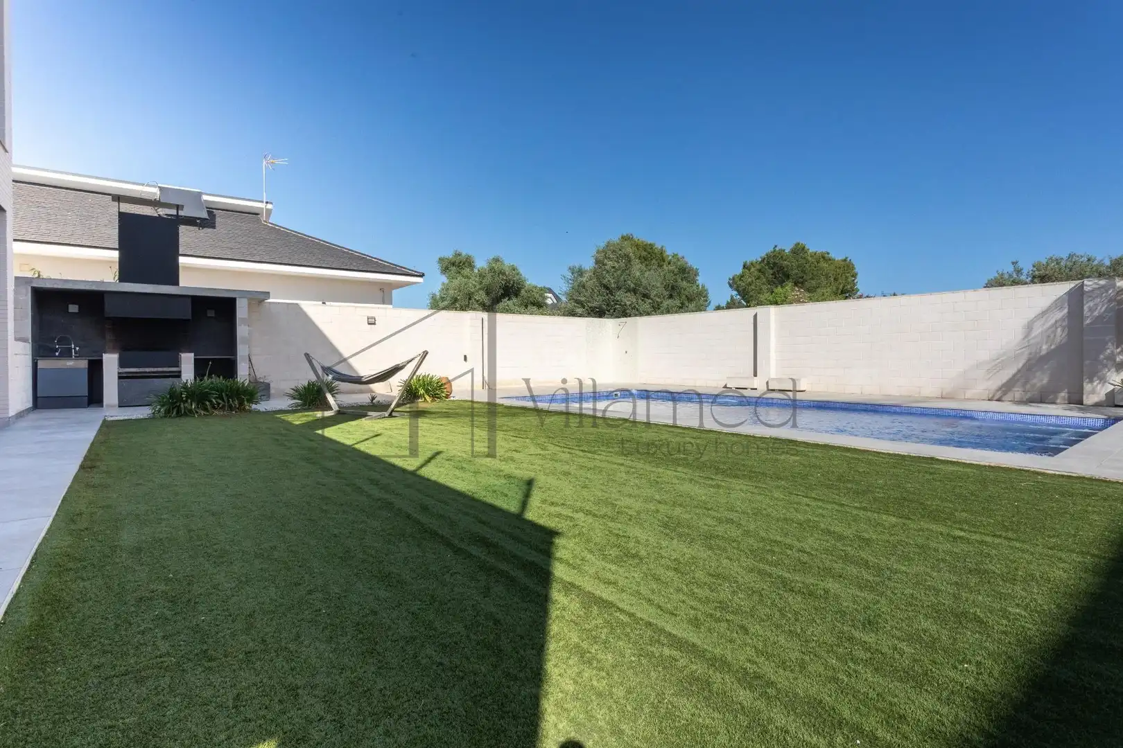 Vista exterior de Casa o chalet en venta en L'Eliana con Aire acondicionado, Calefacción y Jardín privado