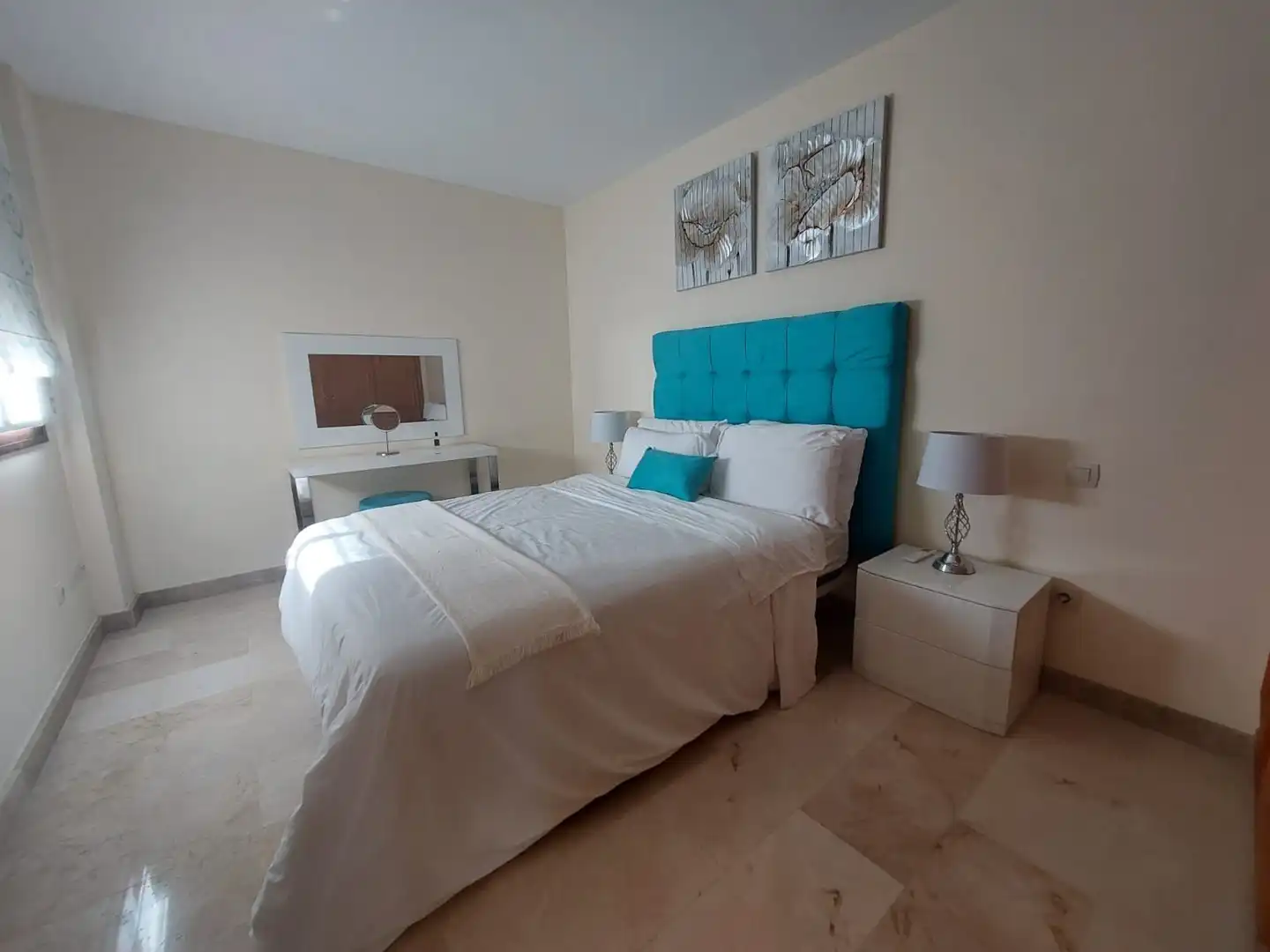 Schlafzimmer von Maisonette zum Verkauf in Benahavís mit Klimaanlage, Terrasse und Möbliert