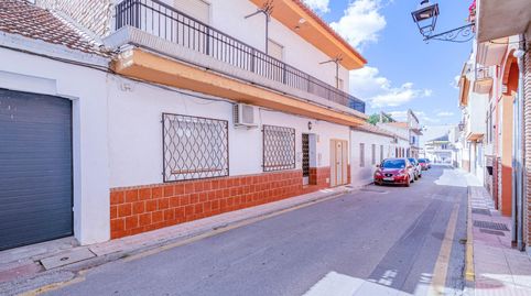 AMPLIA CASA CEN PLENO CENTRO DE CHURRIANA DE LA VEGA