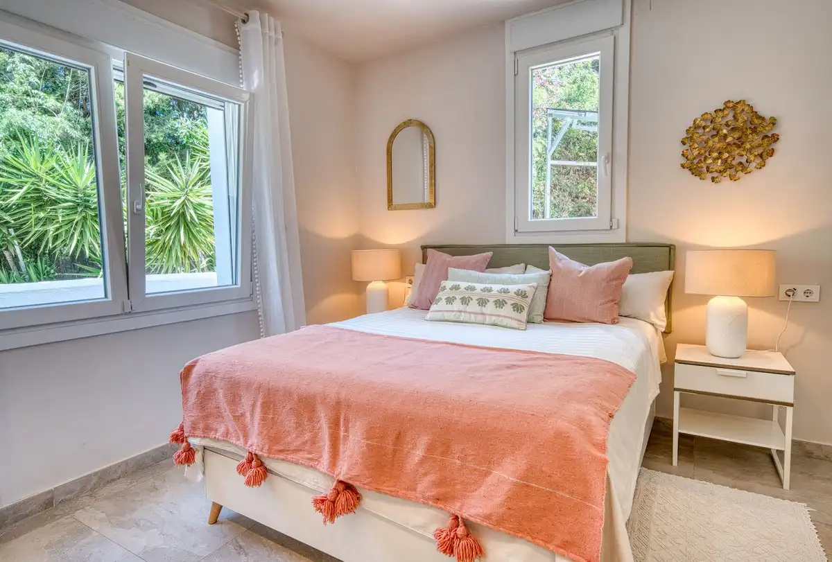 Bedroom of Houses for sale in Marbella  with Air Conditioner, Private garden and Terrace