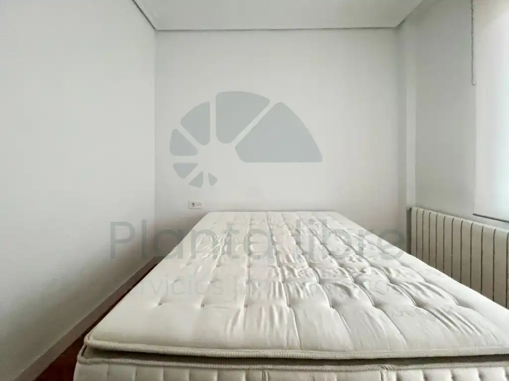 Apartament amb terrassa en venda a Avenida De La Paz, imagen 23