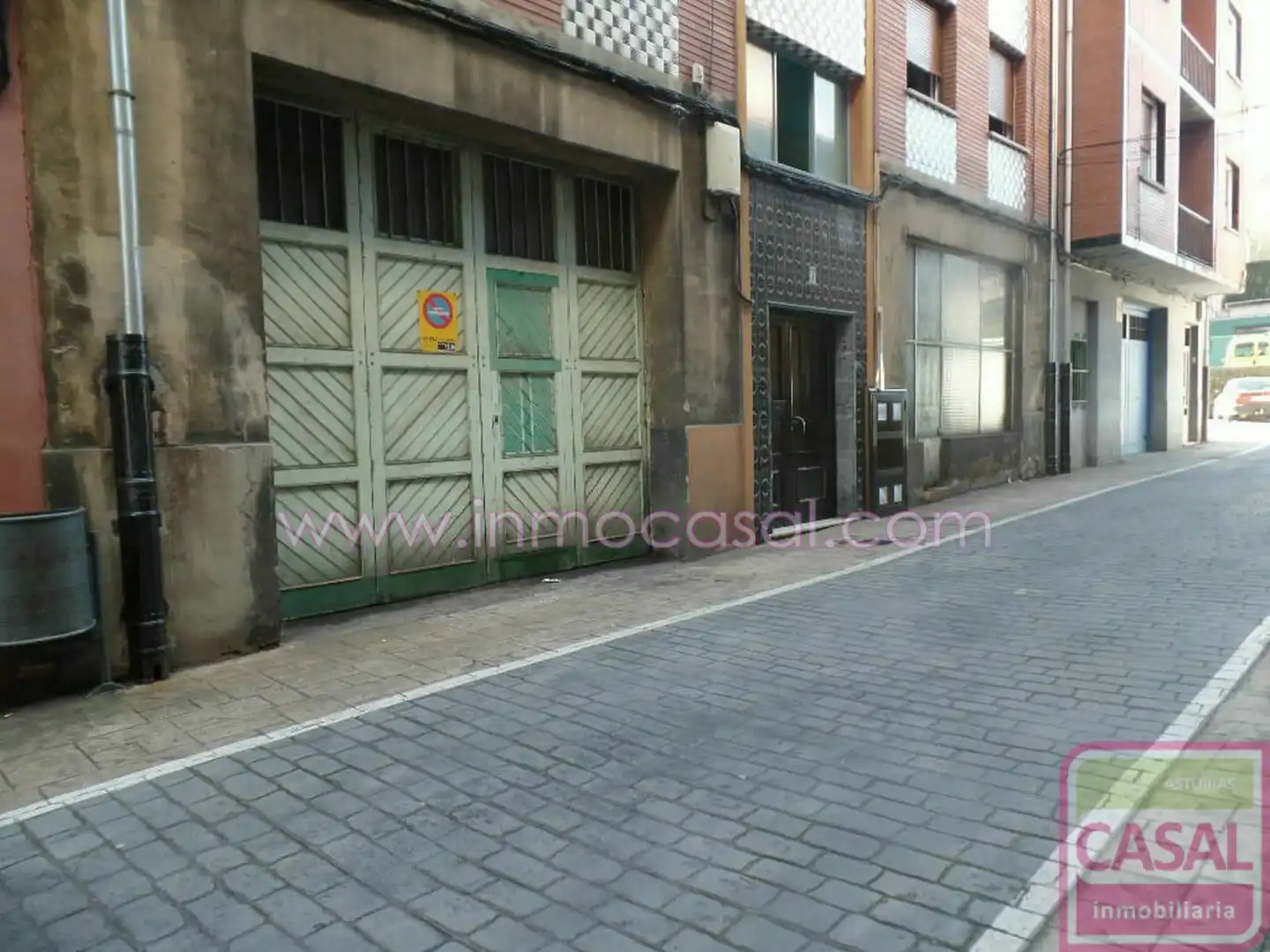 Local comercial en venta en Sama